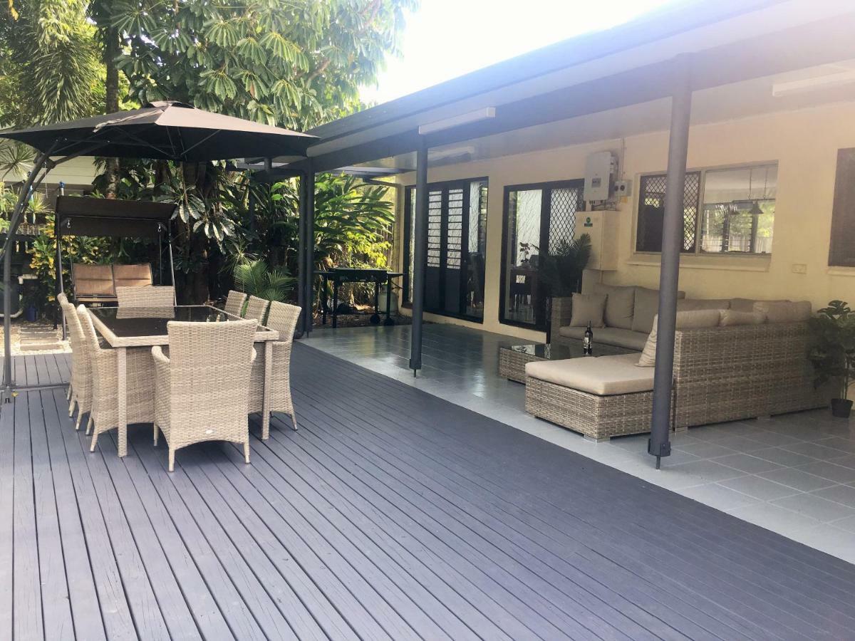 Heated Pool & Tropical Private Open Space Trinity Beach Exterior photo